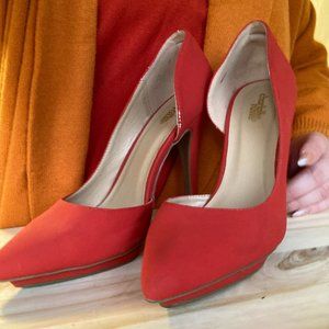 Charlotte Russe bright orange/red nubuck pumps